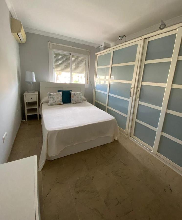 Apartamento Junto Al Puerto Deportivo De Эстепона Экстерьер фото